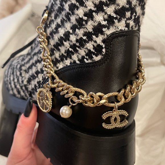 Chanel Tweed Boots - Picture 5 of 8